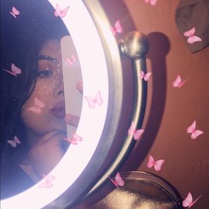 Meet your Posher, Vanessa